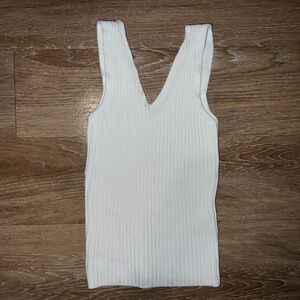 Brandy Sleeveless ribbed knit tank